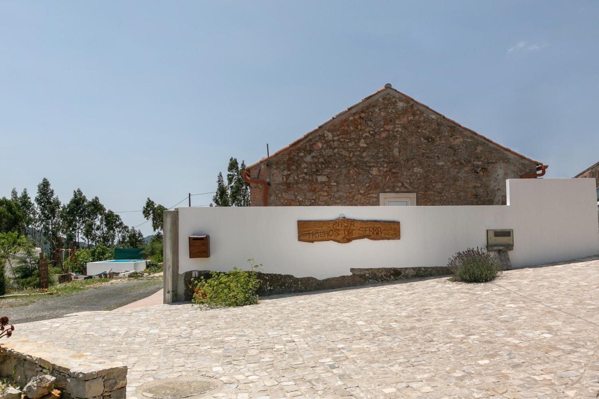 Casa Trilhos Da Serra Alcobertas Exterior foto